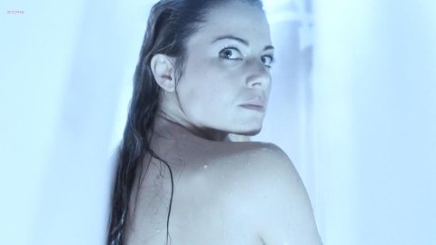 Erica Durance - Porn Scenes in Smallville s04-07 (2004)