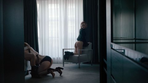 Louisa Krause, Gillian Williams - Porn Scenes in The Girlfriend Experience s02e01 (2017)