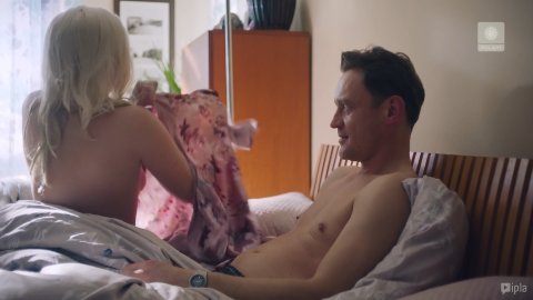 Katarzyna Zielinska, Dominika Pasternak - Porn Scenes in Zawsze warto s01e04 (2019)