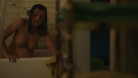 Frankie Shaw - Porn Scenes in SMILF s02e05 (2019)