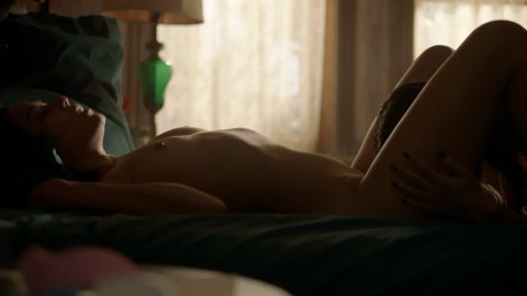 Mishel Prada, Maria-Elena Laas - Porn Scenes in Vida s02e03 (2019)