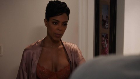 Jazmyn Simon - Porn Scenes in Ballers s03e06 (2017)