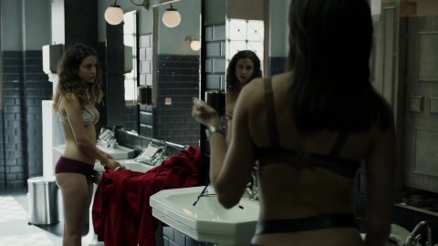 Maria Pedraza, Alba Flores - Porn Scenes in Money Heist s01e10 (2017)