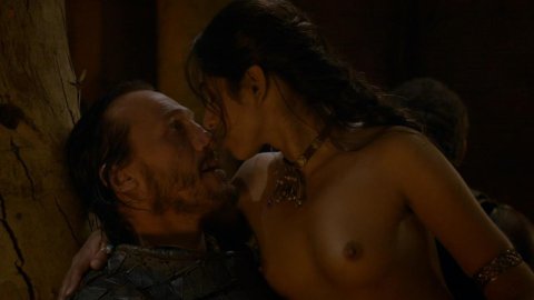 Sahara Knite - Porn Scenes in Game of Thrones s02e09 (2012)