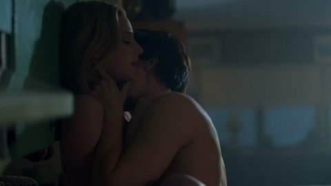 Lili Reinhart - Porn Scenes in Riverdale s01e13 (2017)