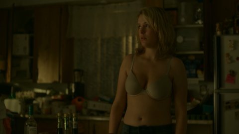 Charlotte Aubin - Porn Scenes in Crème de menthe (2017)