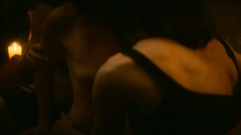 Samantha Soule, Ellen Page - Porn Scenes in Tales of the City s01e02 (2019)