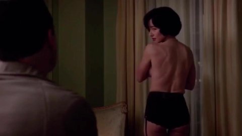 Linda Cardellini - Porn Scenes in Mad Men (2015)