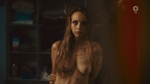 Petra Schmidt-Schaller - Porn Scenes in Eine gute Mutter (2017)