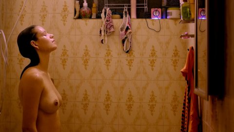 Kelly Crifer, Barbara Colen - Porn Scenes in In the Heart of the World (2019)