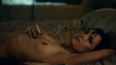 Jodi Balfour - Porn Scenes in Rellik s01e05 (2017)