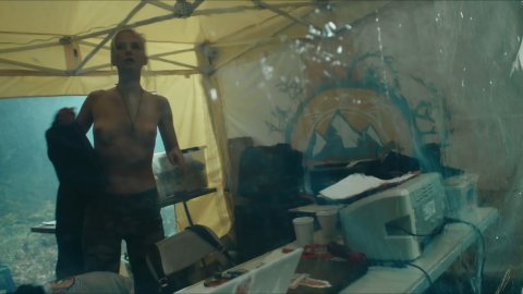 Linda Lapinsh - Porn Scenes in The Big Game s01e02 (2020)