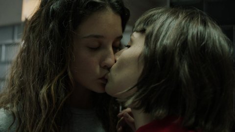 Maria Pedraza, Ursula Corbero - Porn Scenes in Money Heist s01e08 (2017)