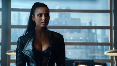 Morena Baccarin, Jessica Lucas - Porn Scenes in Gotham s02e01 (2015)