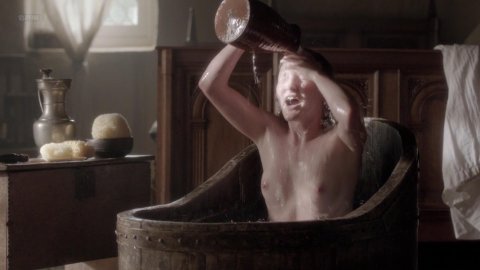 Eve Ponsonby - Porn Scenes in The White Queen s01e01 (2013)