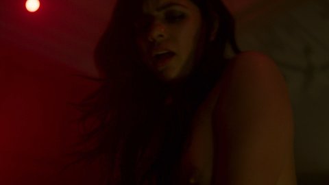 Rajshri Deshpande - Porn Scenes in McMafia s01e02 (2018)