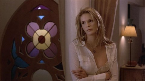 Elle Macpherson - Porn Scenes in If Lucy Fell (1996)