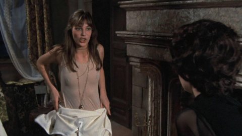 Jane Birkin, Doris Kunstmann - Porn Scenes in Seven Deaths in the Cat's Eye (1973)