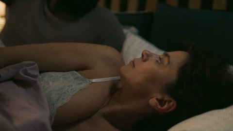 Anna Friel - Porn Scenes in Butterfly s01e01 (2018)