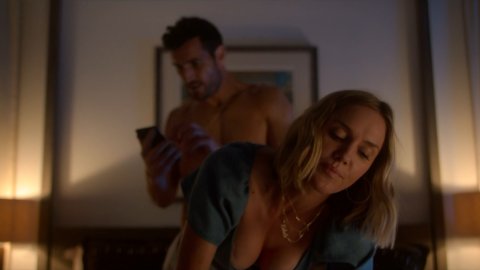 Erinn Hayes - Porn Scenes in Huge in France s01e03-04-07 (2019)